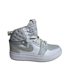 JORDAN Кроссовки