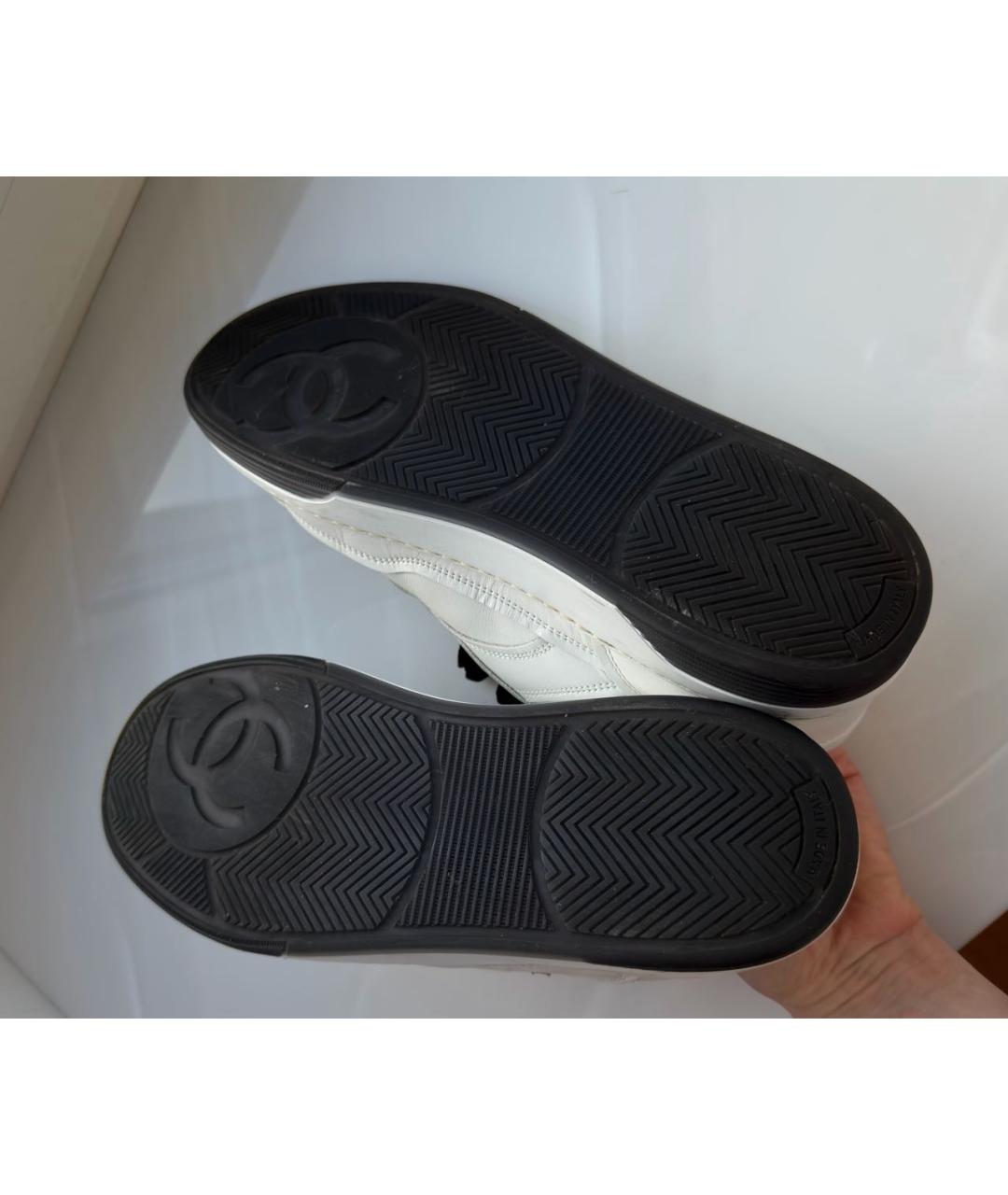 CHANEL Белые кожаные кеды, фото 6