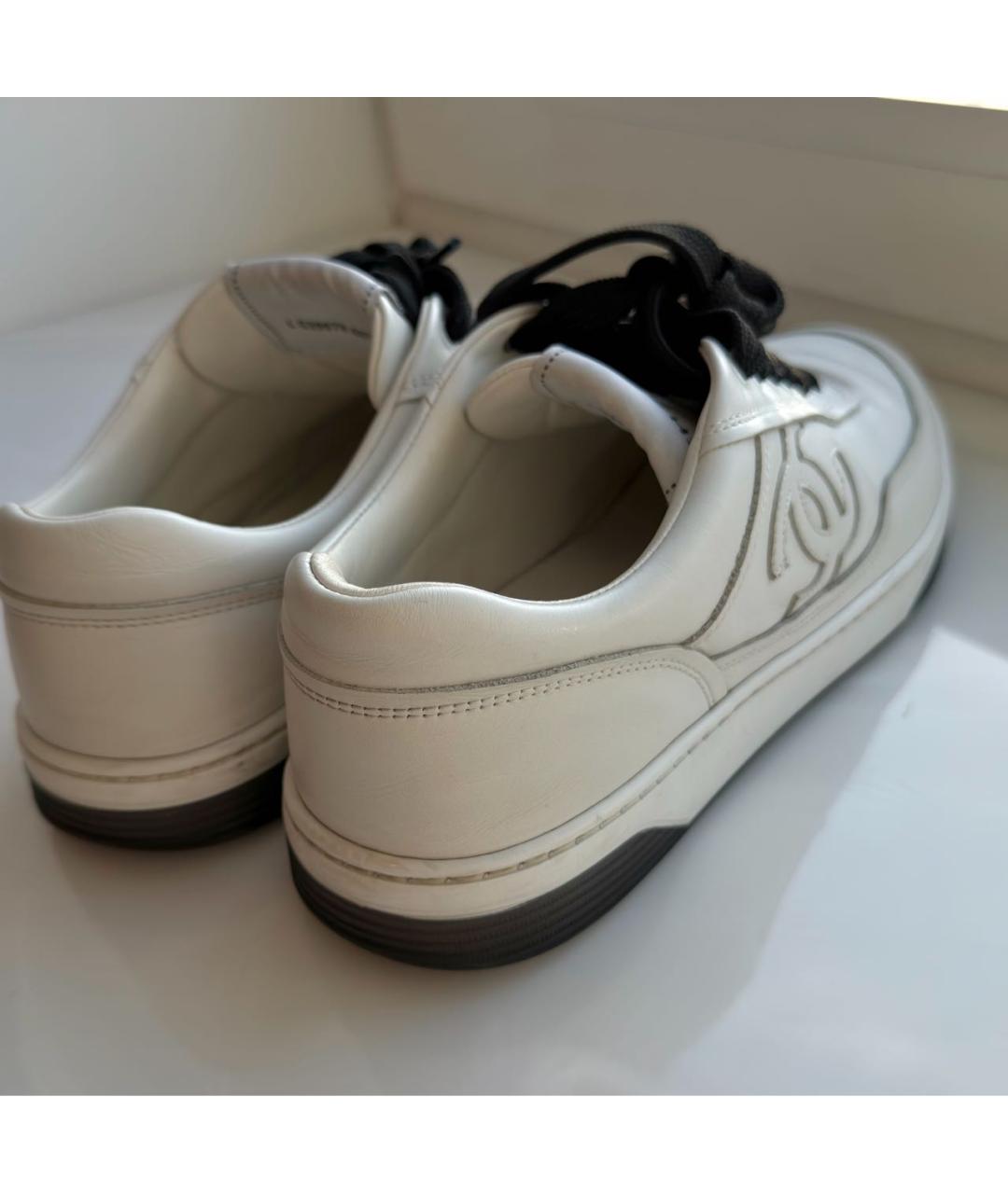 CHANEL Белые кожаные кеды, фото 3