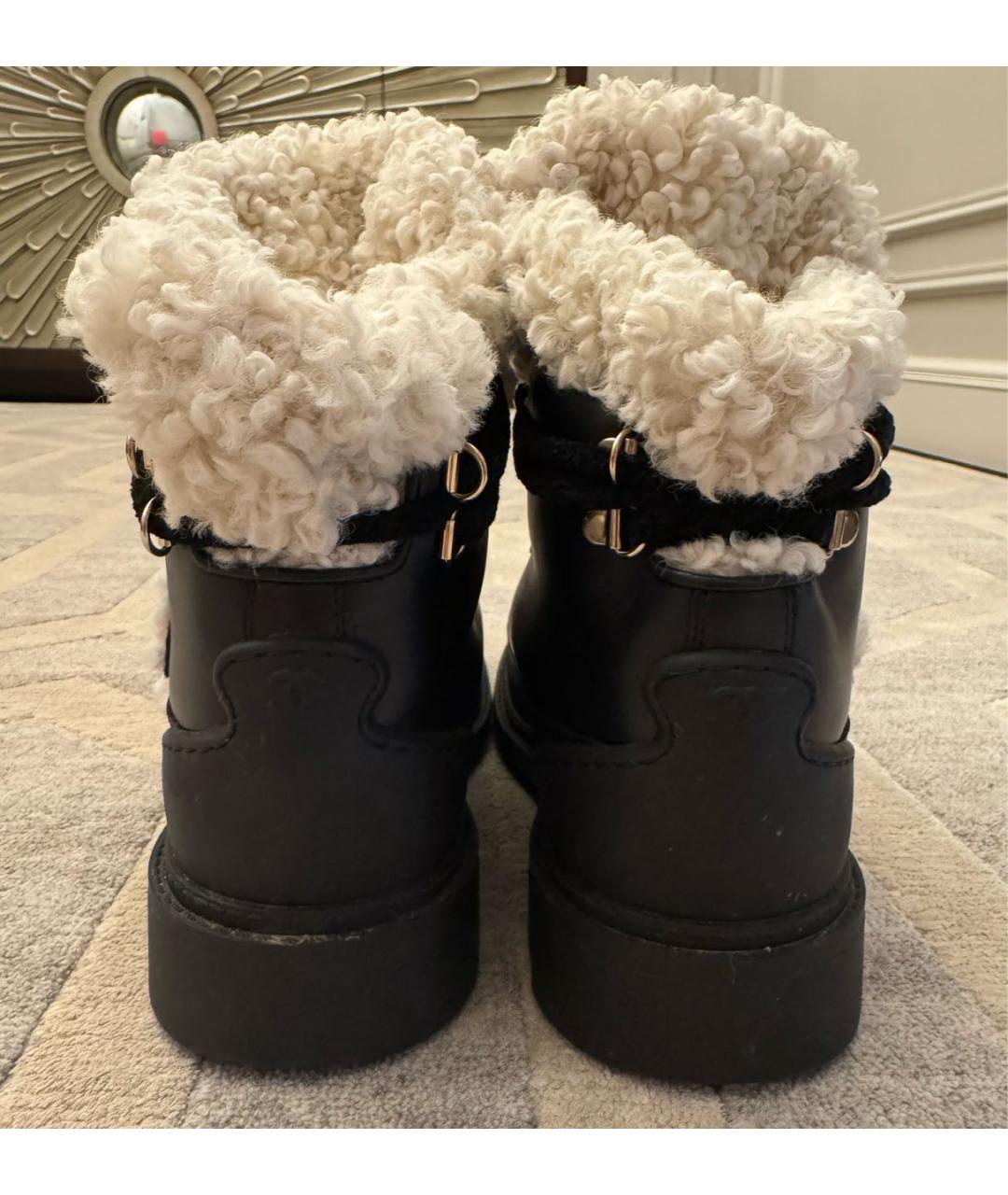 CHANEL Черные кожаные ботинки, фото 4