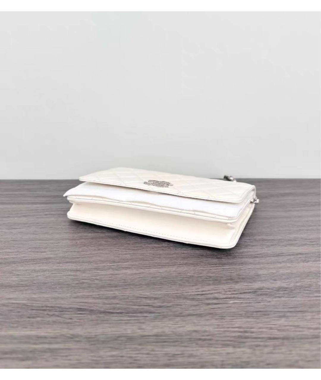 CHANEL Белая кожаная сумка через плечо, фото 4