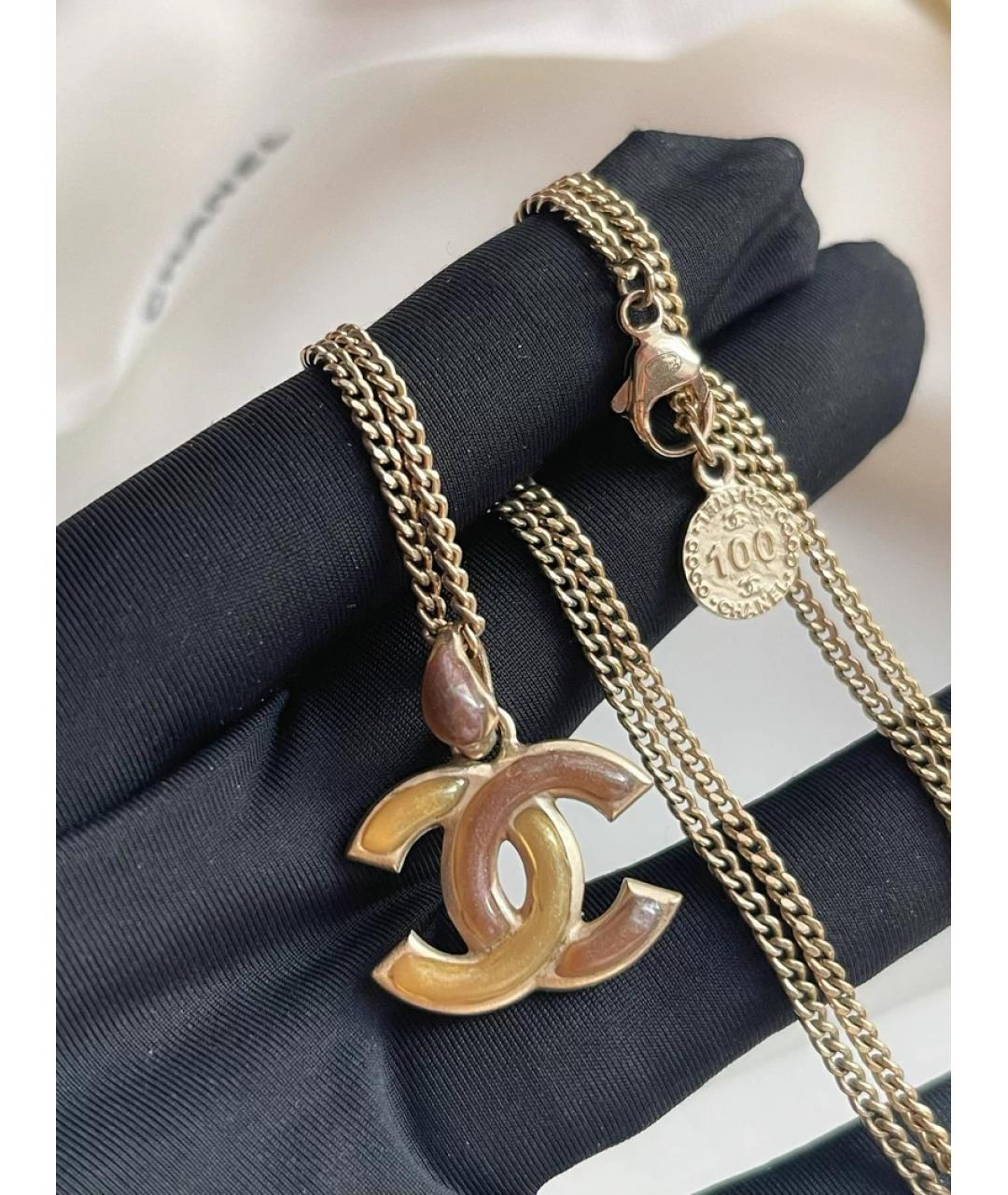 CHANEL Коричневая металлическая подвеска, фото 3