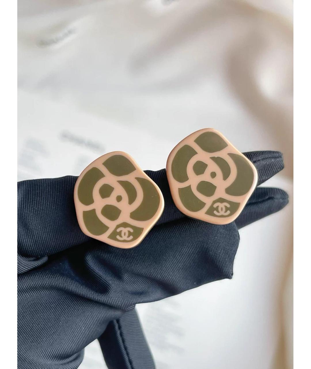 CHANEL Зеленые пластиковые серьги, фото 3