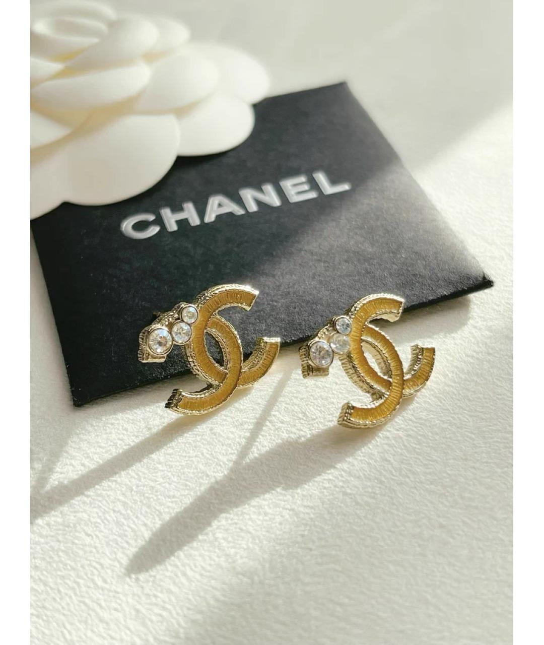 CHANEL Золотые металлические серьги, фото 2