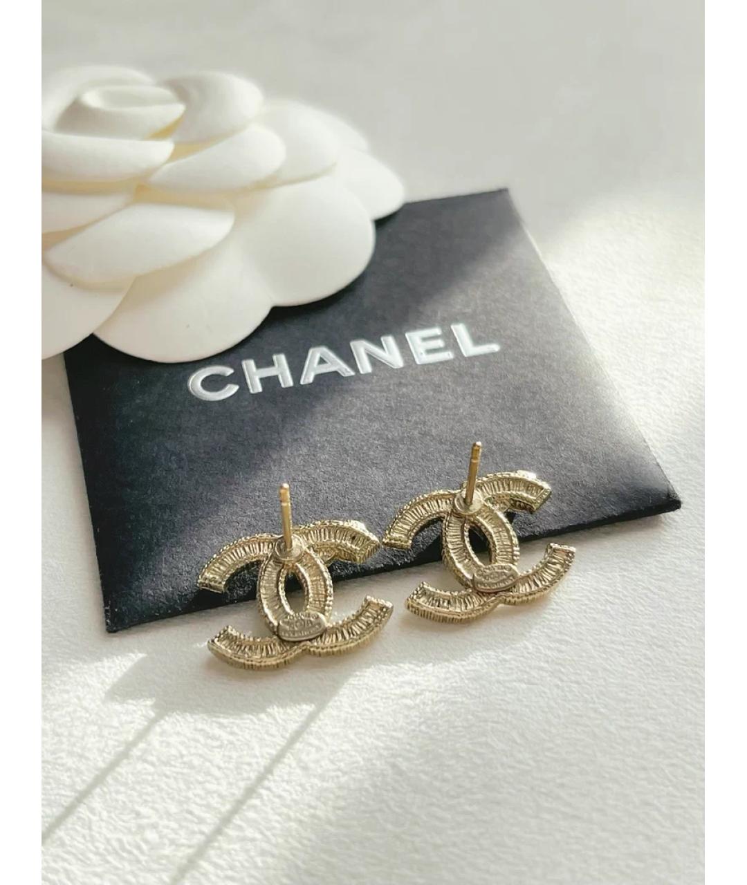 CHANEL Золотые металлические серьги, фото 3
