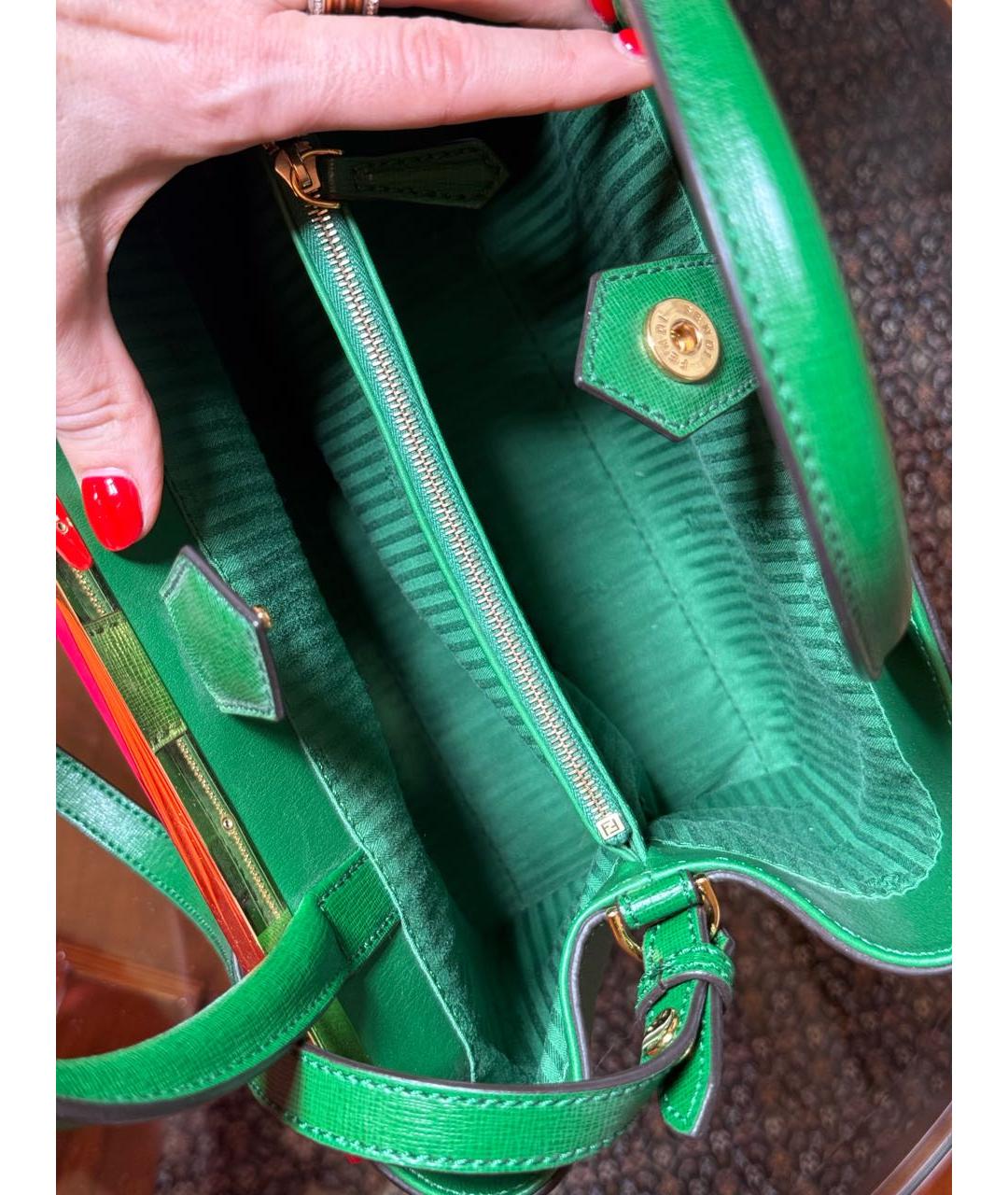 FENDI Зеленая кожаная сумка с короткими ручками, фото 6
