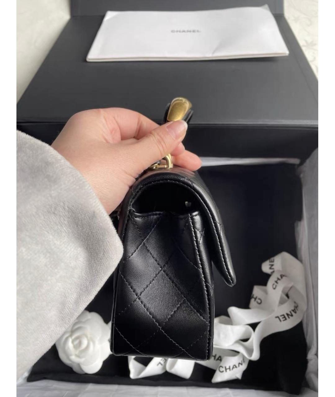 CHANEL Черная кожаная сумка с короткими ручками, фото 4