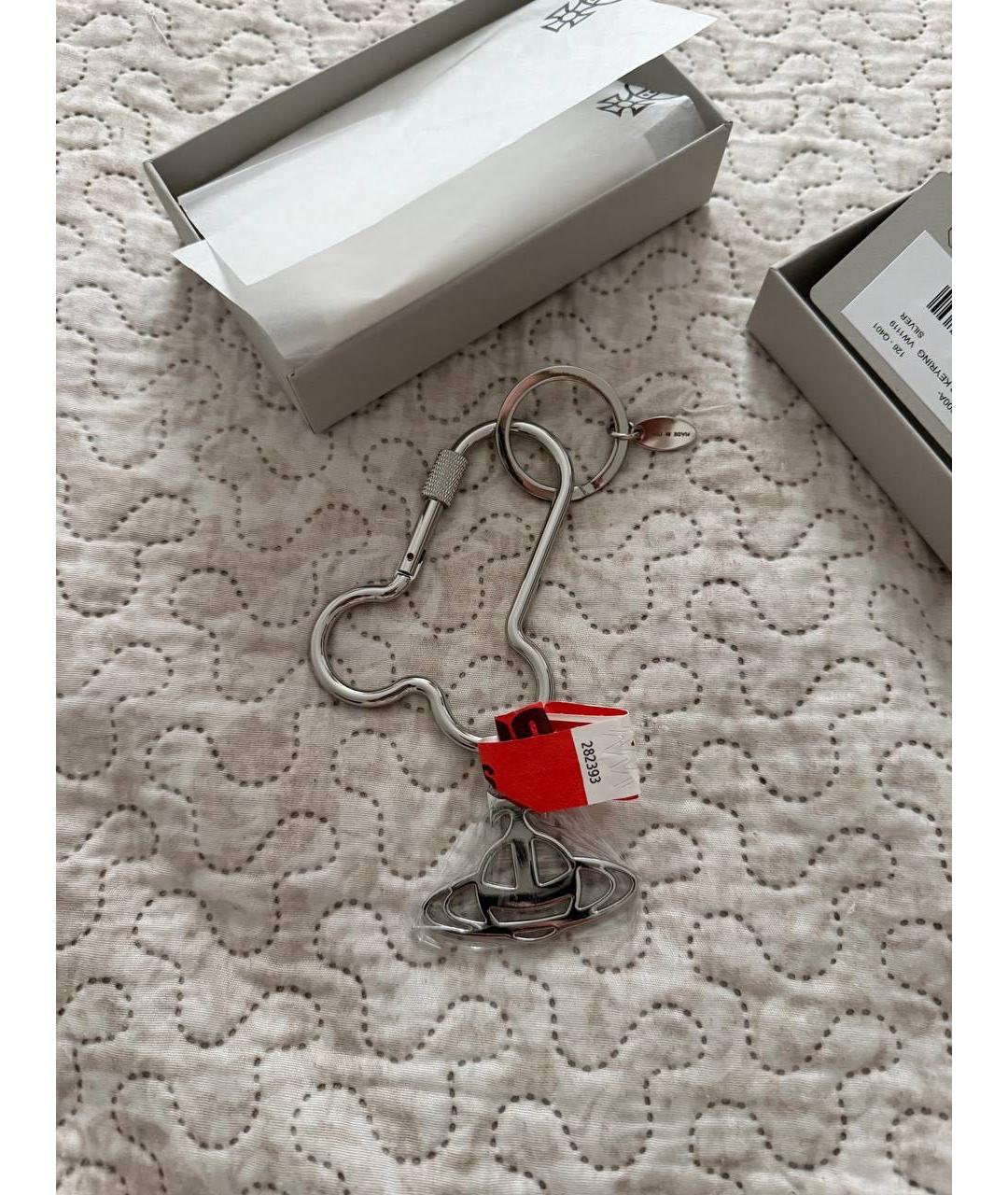 VIVIENNE WESTWOOD Серебрянный брелок, фото 4