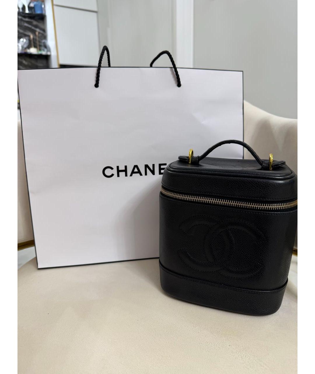 CHANEL Черная кожаная сумка с короткими ручками, фото 4