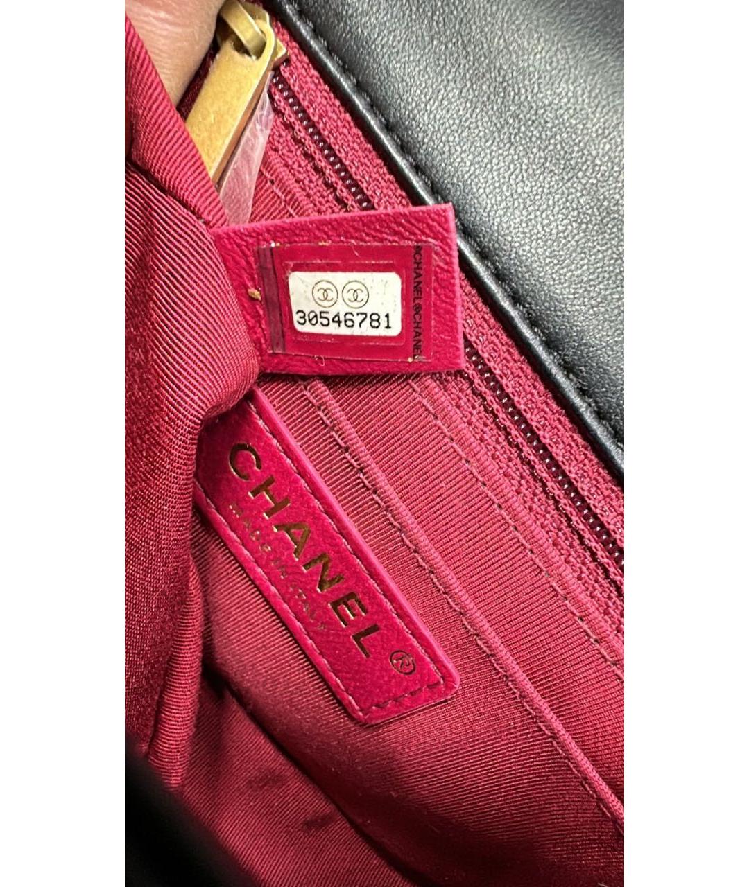 CHANEL Черная кожаная сумка через плечо, фото 3