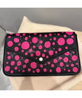 LOUIS VUITTON Клатч/вечерняя сумка