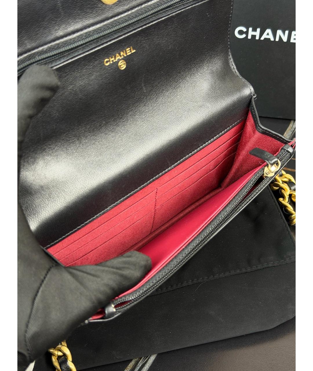 CHANEL Черная кожаная сумка через плечо, фото 7
