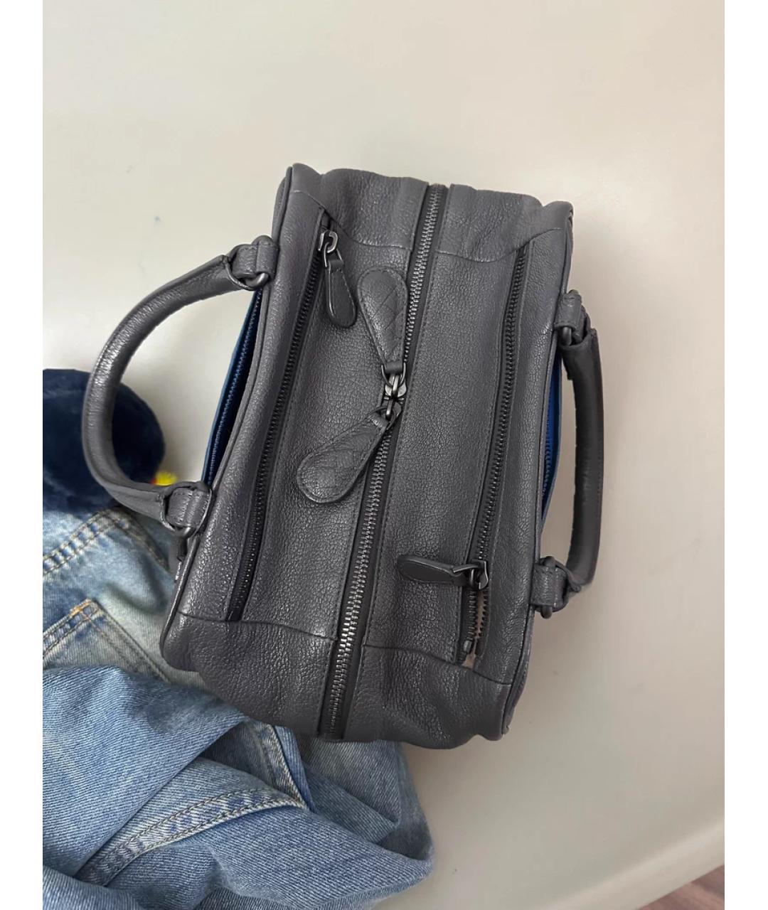 BOTTEGA VENETA Серая кожаная сумка с короткими ручками, фото 5