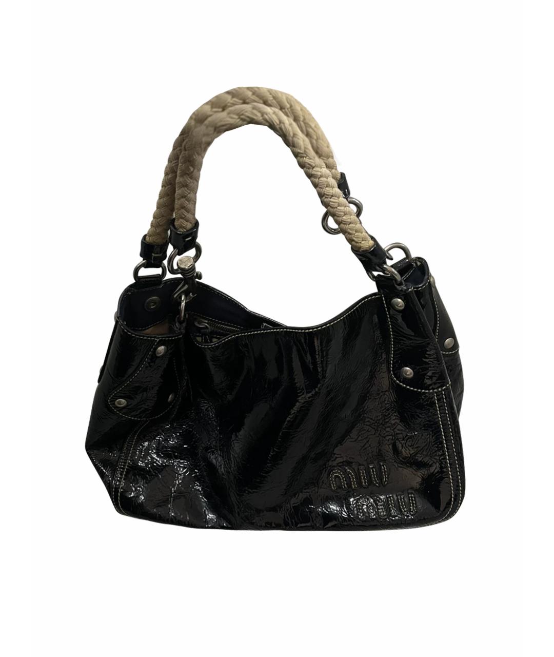 MIU MIU Черная сумка с короткими ручками из лакированной кожи, фото 1