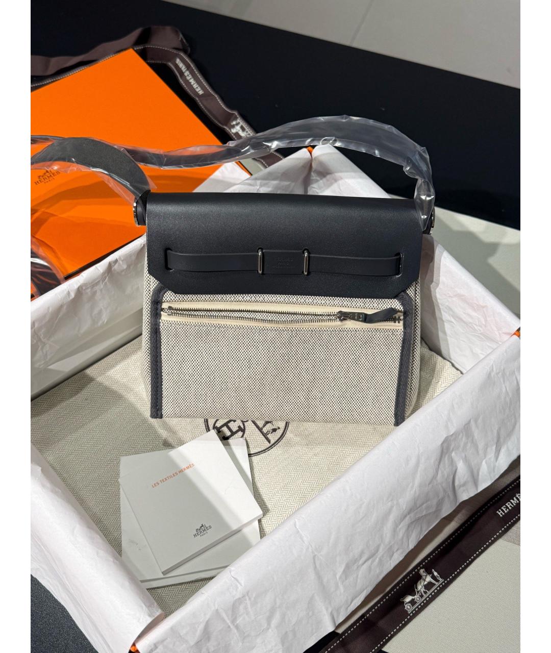 HERMES Серая кожаная сумка через плечо, фото 3