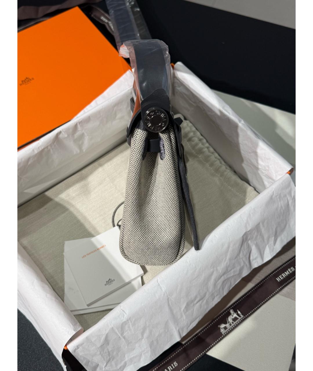 HERMES Серая кожаная сумка через плечо, фото 4