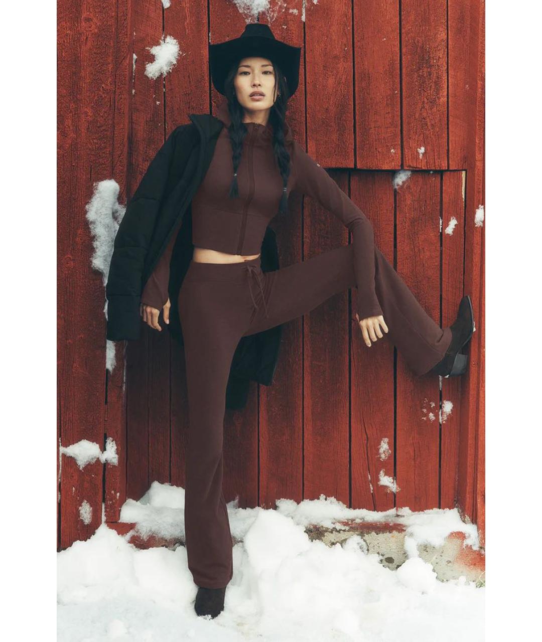 ALO YOGA Коричневые хлопко-эластановые спортивные брюки и шорты, фото 8