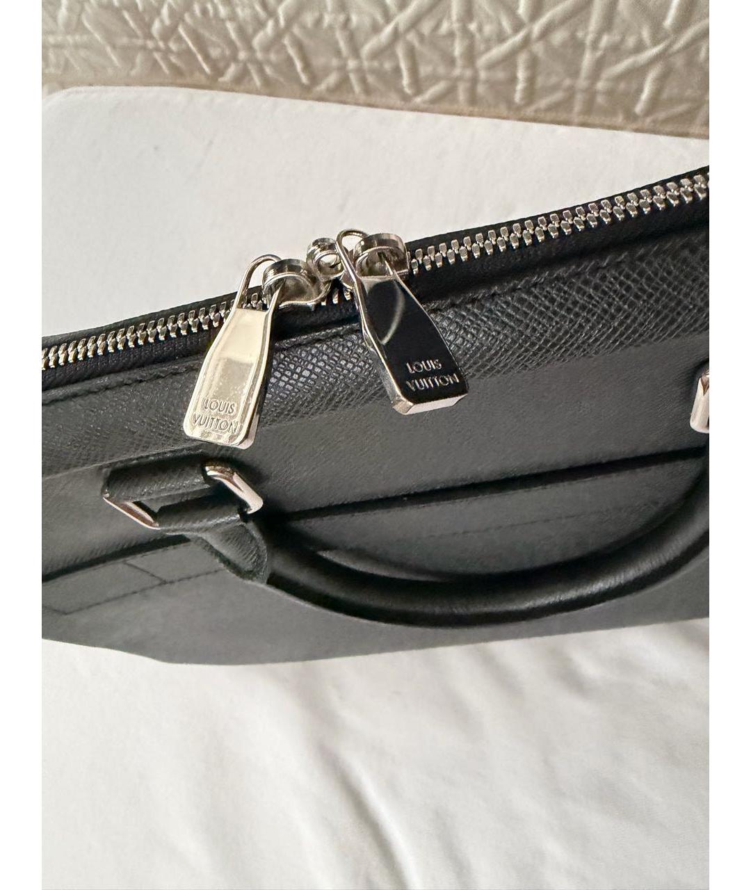 LOUIS VUITTON Антрацитовый кожаный портфель, фото 3