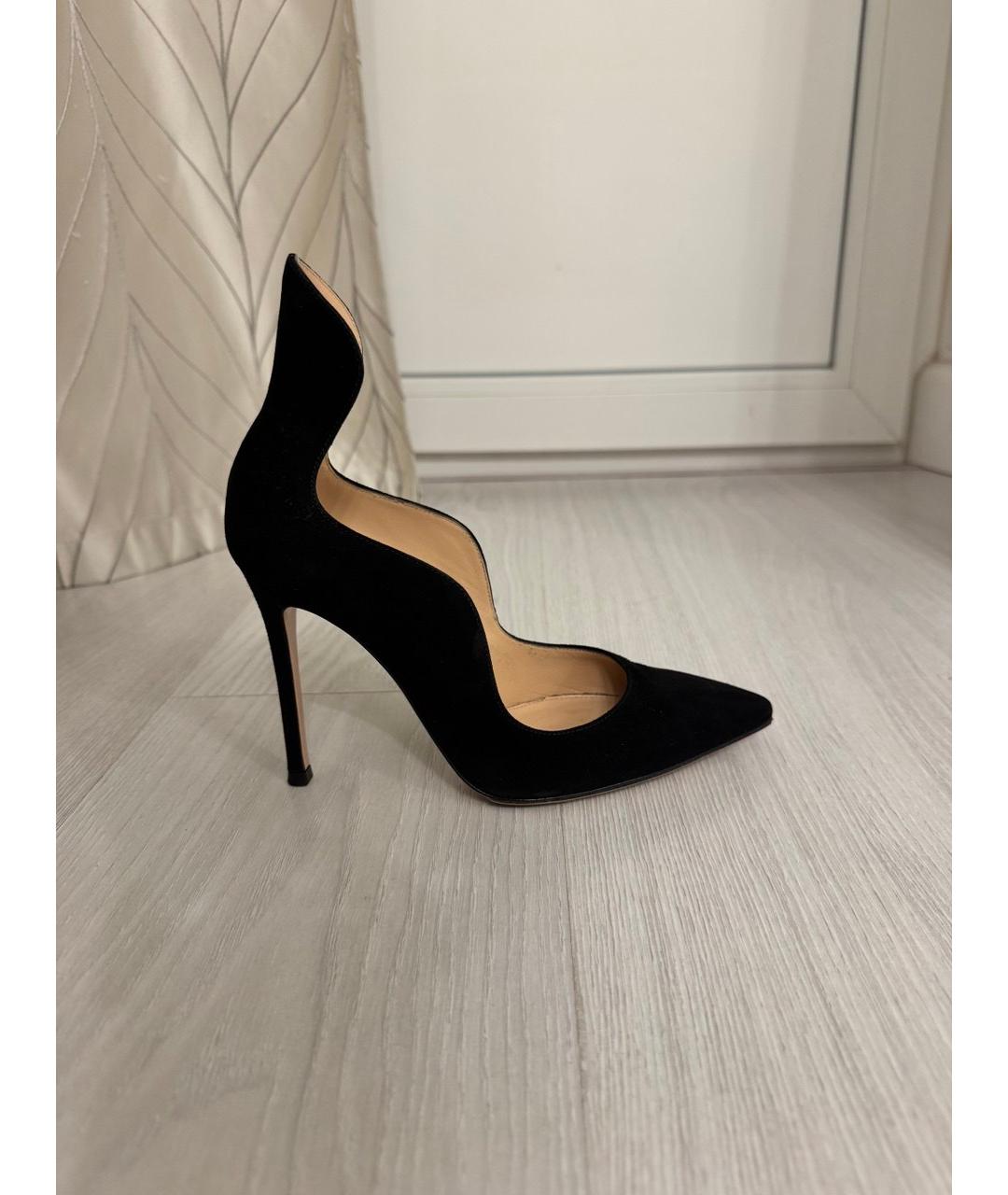 GIANVITO ROSSI Черные замшевые туфли, фото 6