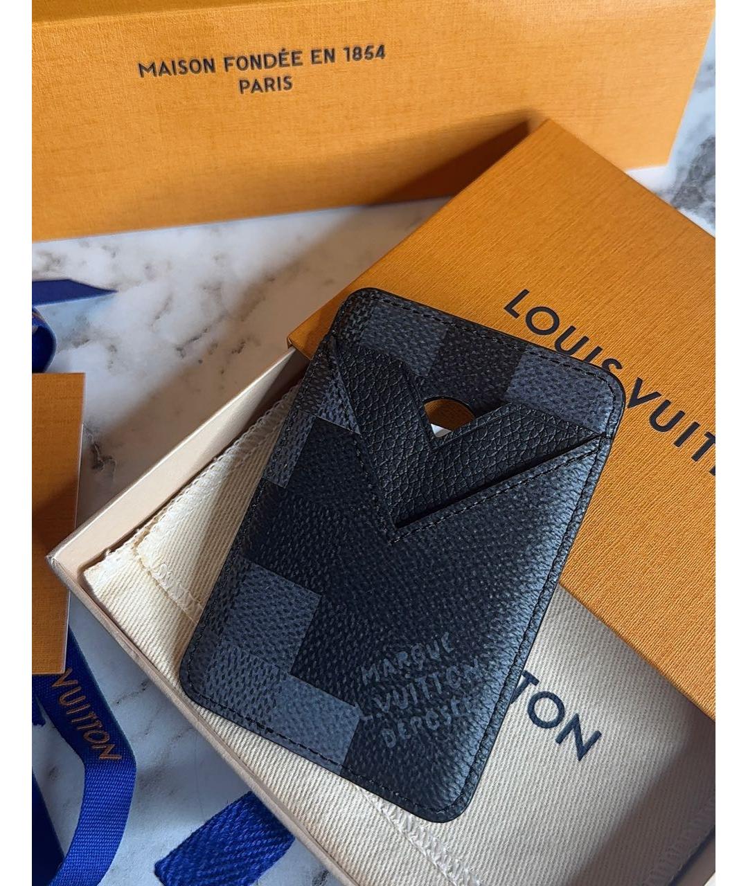 LOUIS VUITTON Черный кожаный кардхолдер, фото 4