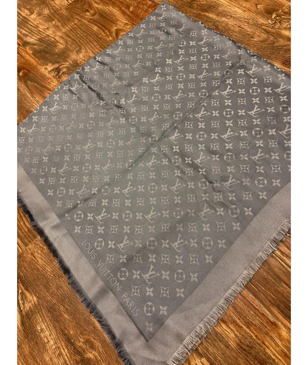 LOUIS VUITTON Серебрянный шарф, фото 2