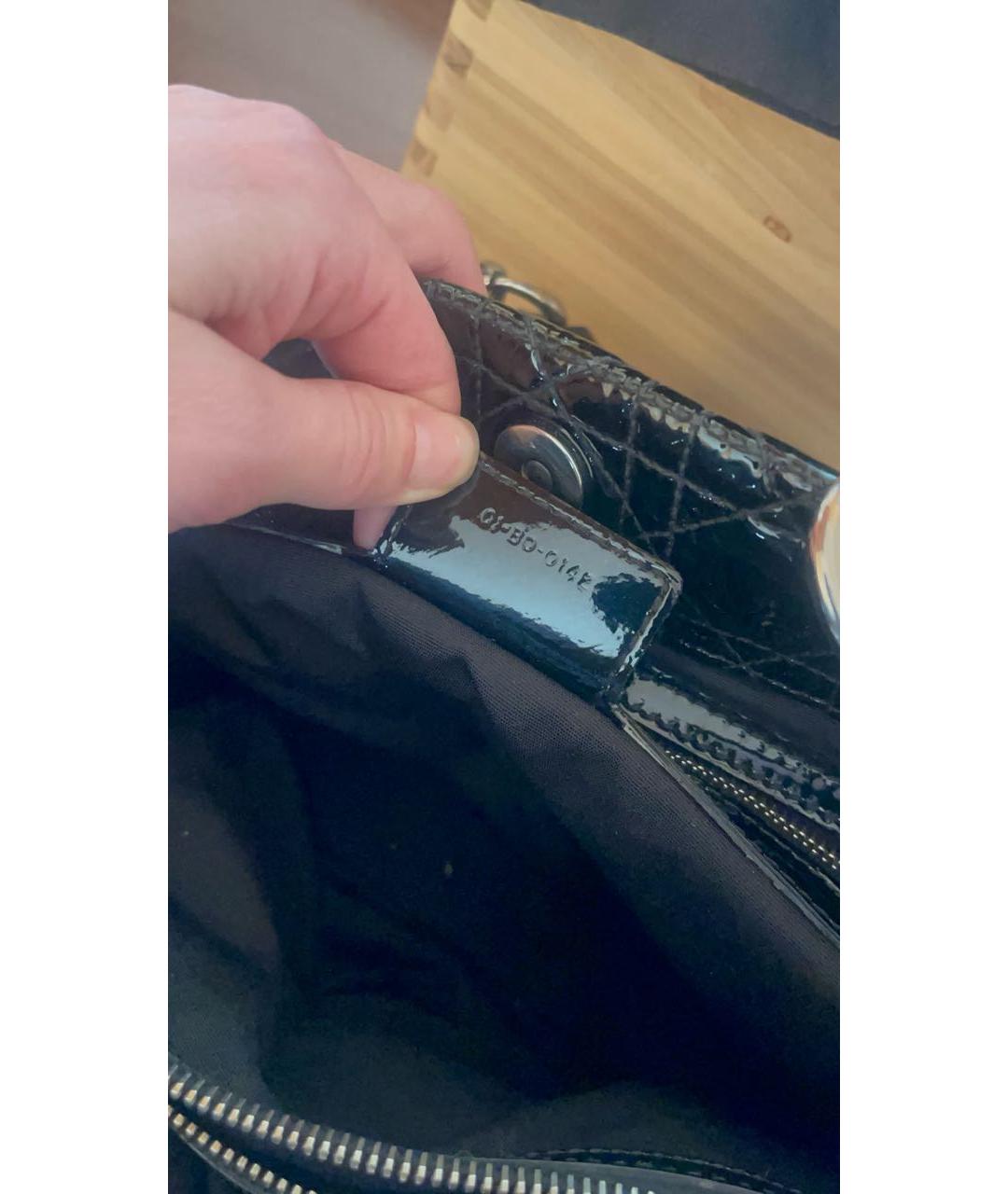CHRISTIAN DIOR Черная сумка тоут из лакированной кожи, фото 4