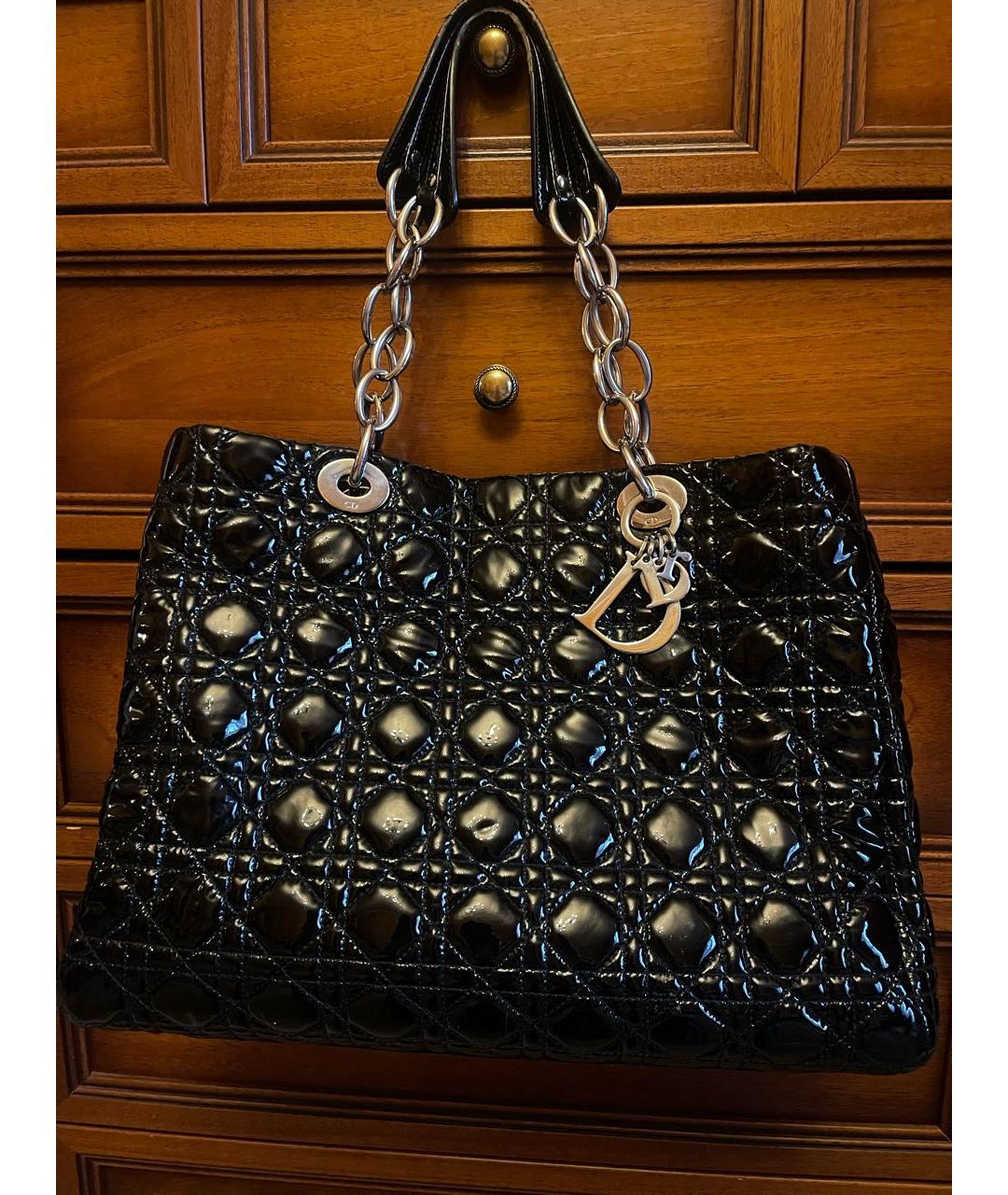 CHRISTIAN DIOR Черная сумка тоут из лакированной кожи, фото 6