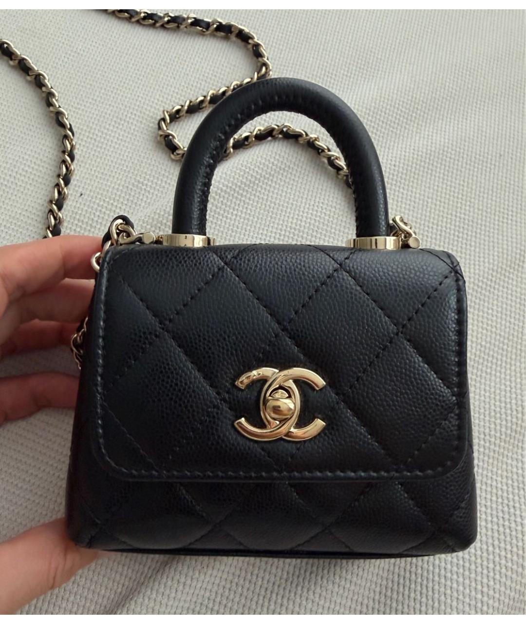 CHANEL Черная кожаная сумка с короткими ручками, фото 7