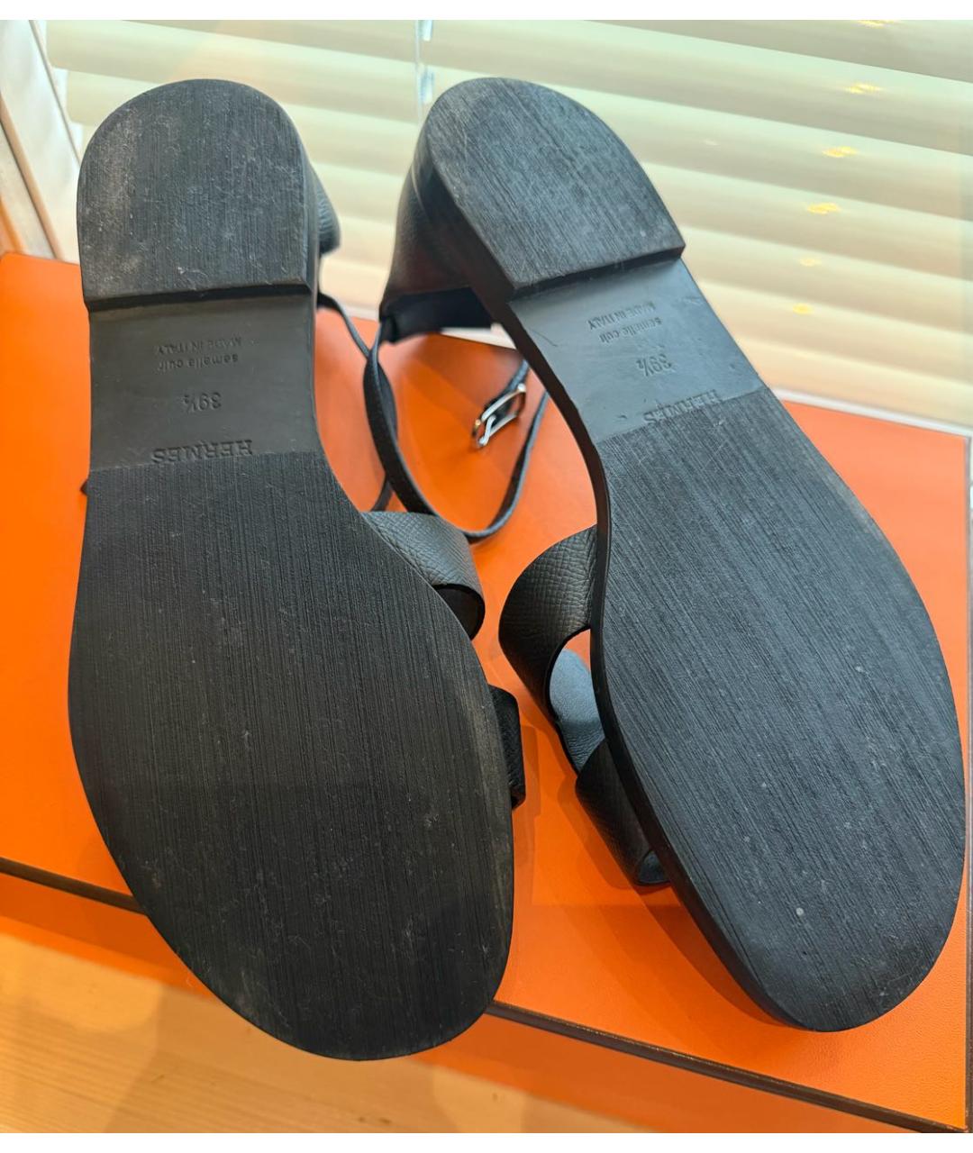 HERMES Черные кожаные сандалии, фото 7