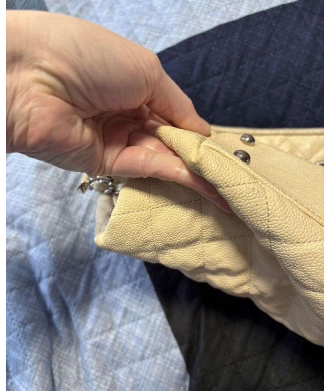 CHANEL Бежевая кожаная сумка через плечо, фото 3