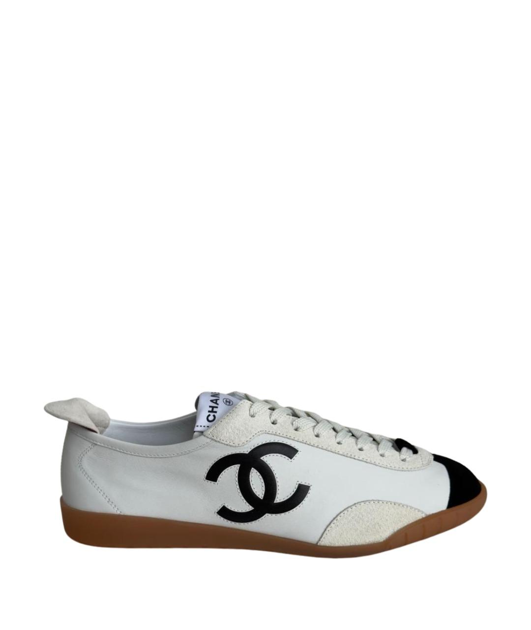 CHANEL Белые кожаные кеды, фото 1