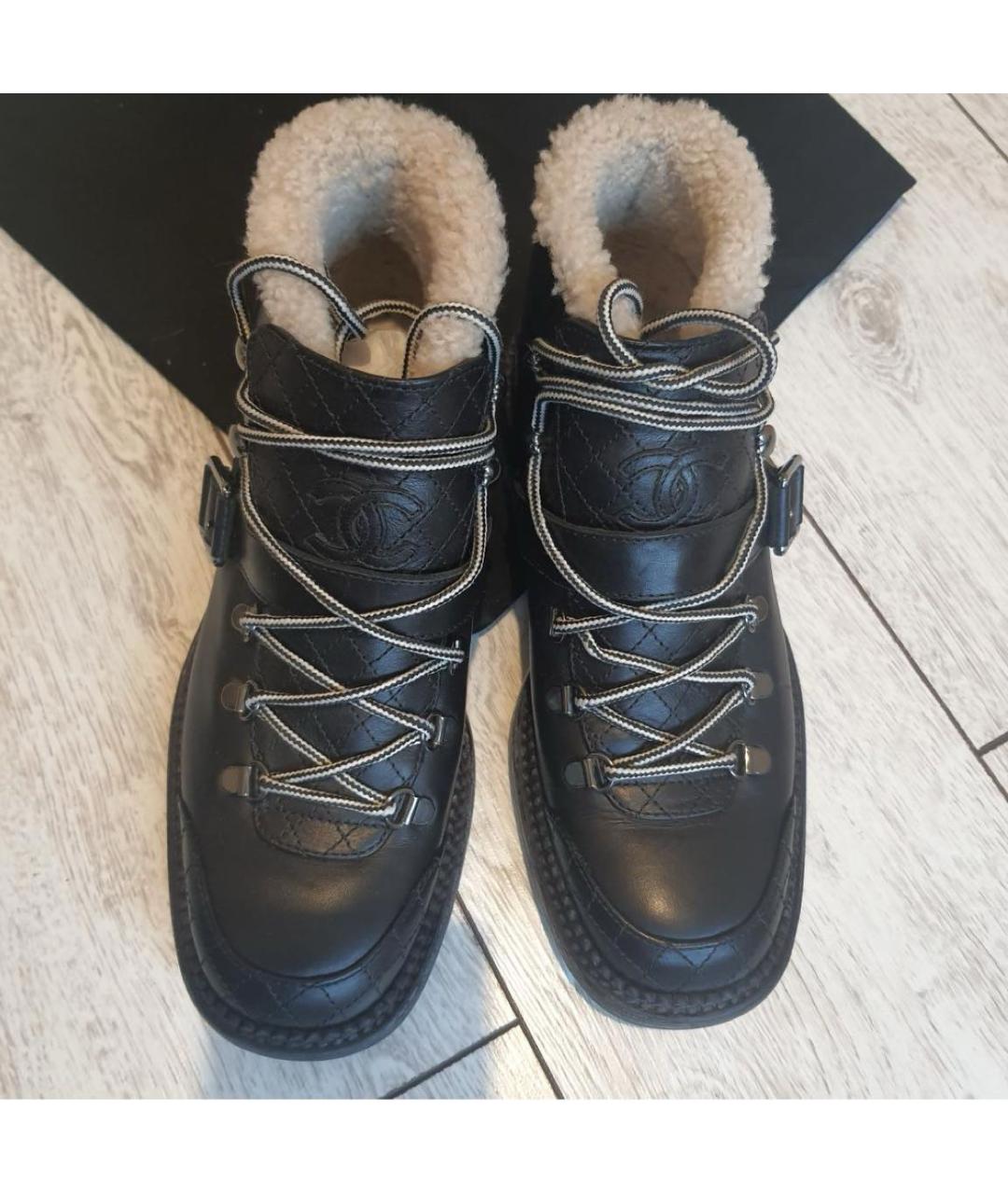 CHANEL Черные кожаные ботинки, фото 3