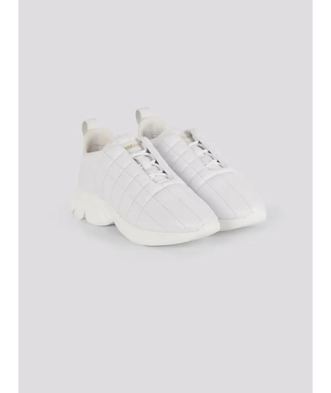 BURBERRY Белые кожаные кроссовки, фото 2