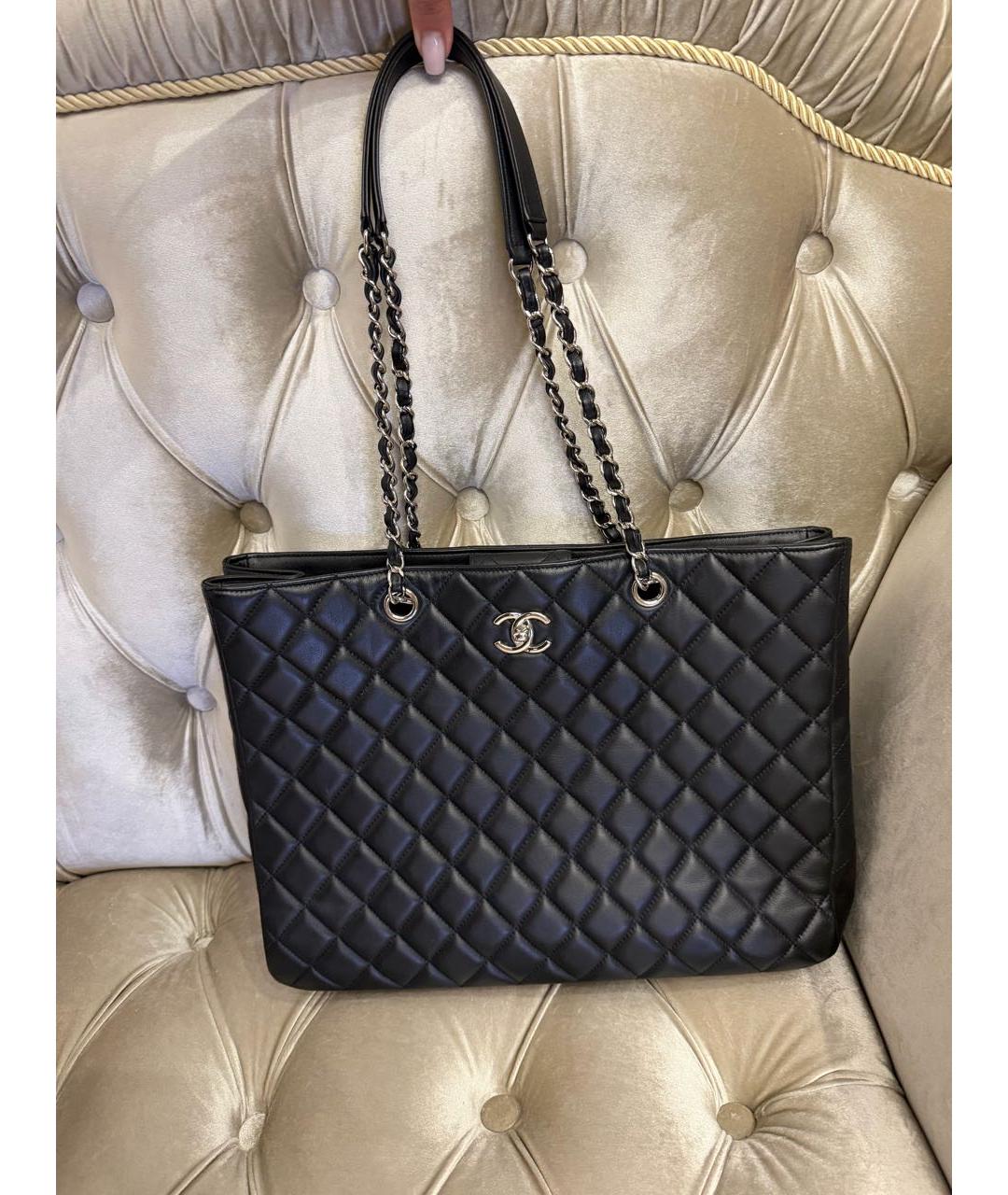 CHANEL Черная кожаная сумка тоут, фото 8