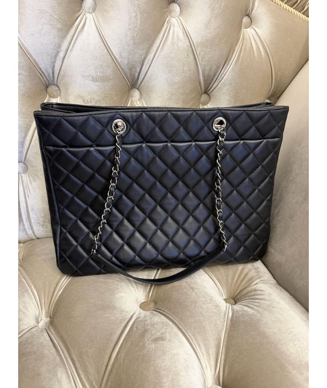 CHANEL Черная кожаная сумка тоут, фото 3