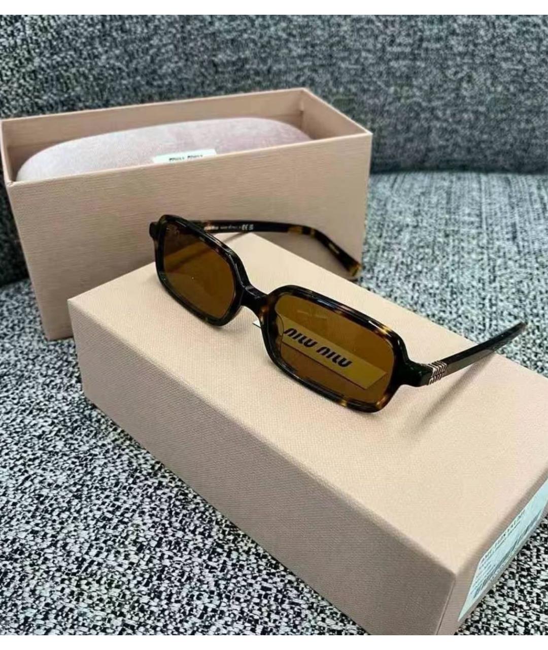 MIU MIU Коричневые пластиковые солнцезащитные очки, фото 3