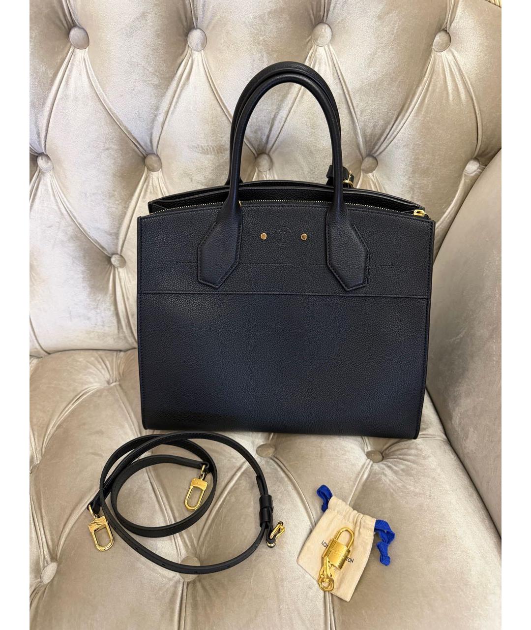 LOUIS VUITTON Черная кожаная сумка с короткими ручками, фото 3