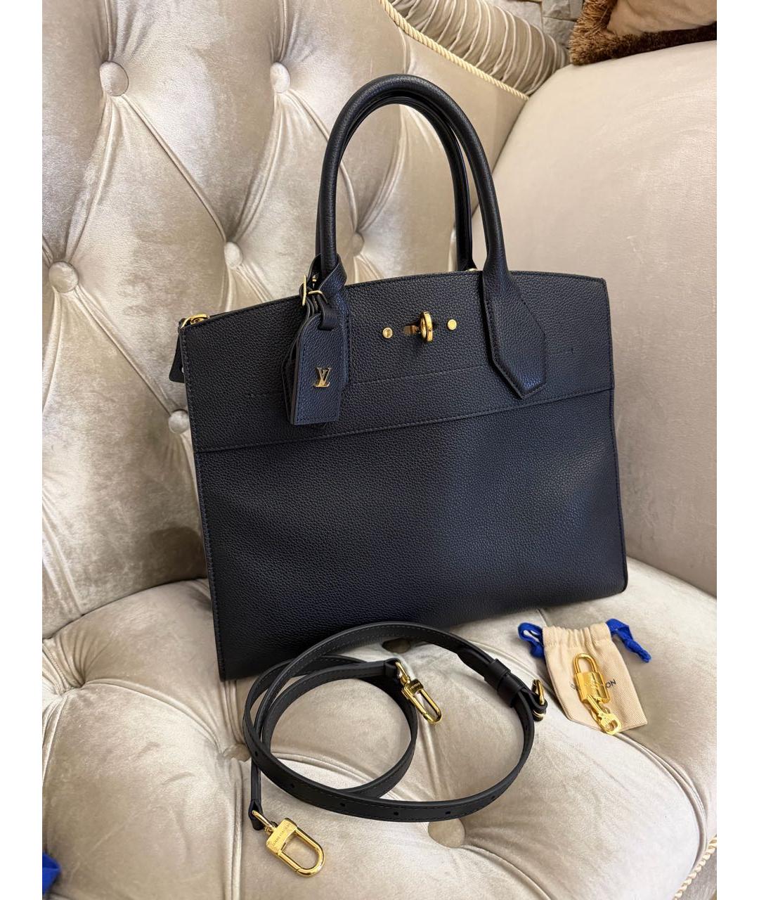 LOUIS VUITTON Черная кожаная сумка с короткими ручками, фото 2