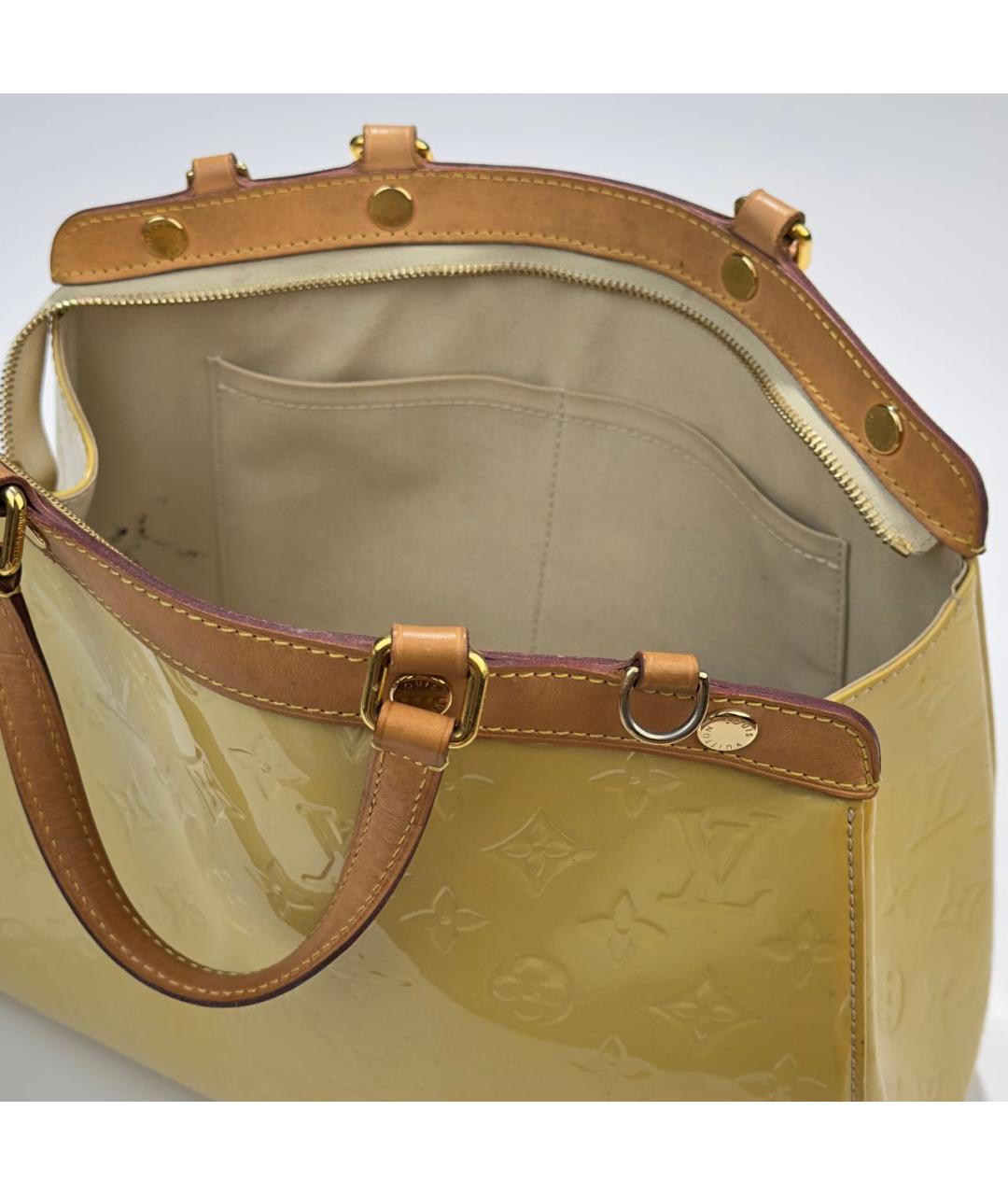 LOUIS VUITTON Желтая сумка с короткими ручками из лакированной кожи, фото 4