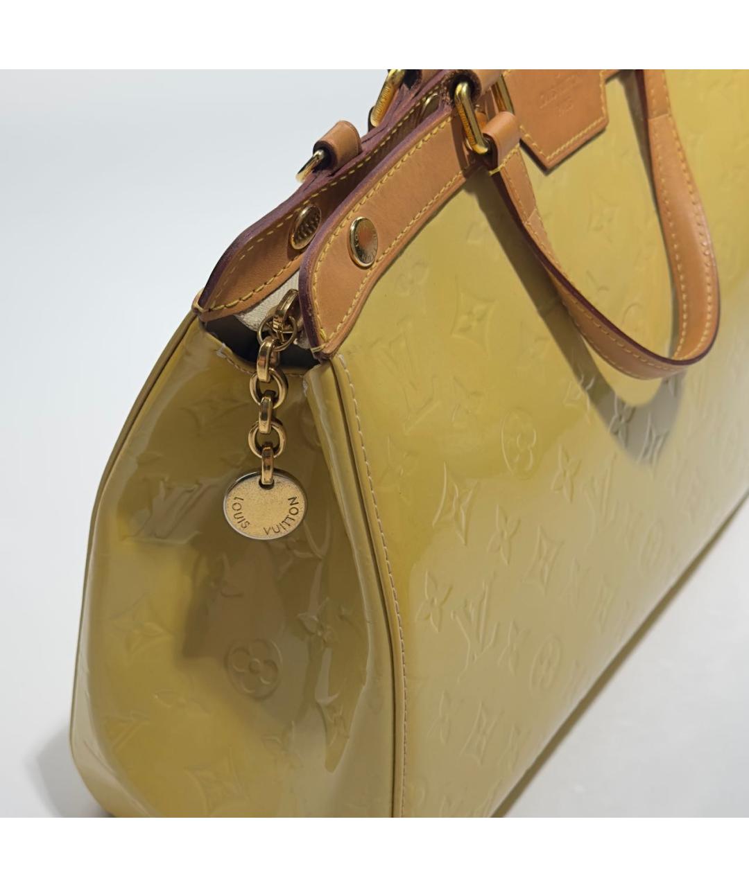 LOUIS VUITTON Желтая сумка с короткими ручками из лакированной кожи, фото 7