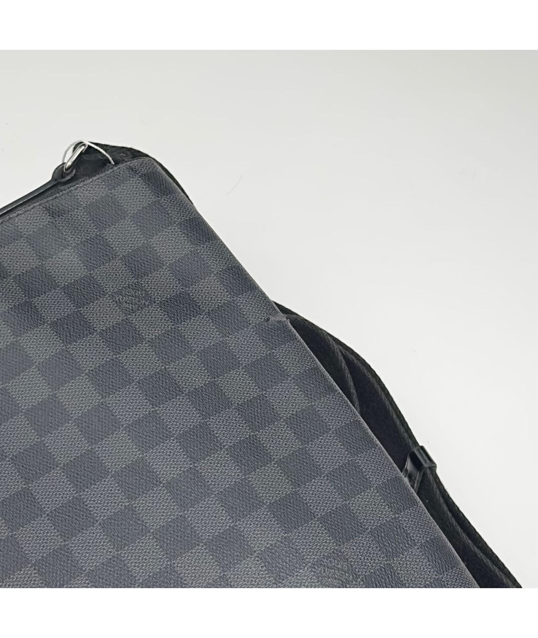 LOUIS VUITTON Черная кожаная сумка на плечо, фото 6