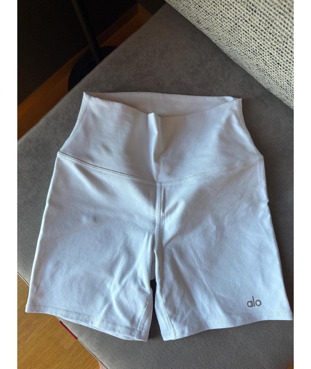 ALO YOGA Белые леггинсы и велосипедки, фото 4