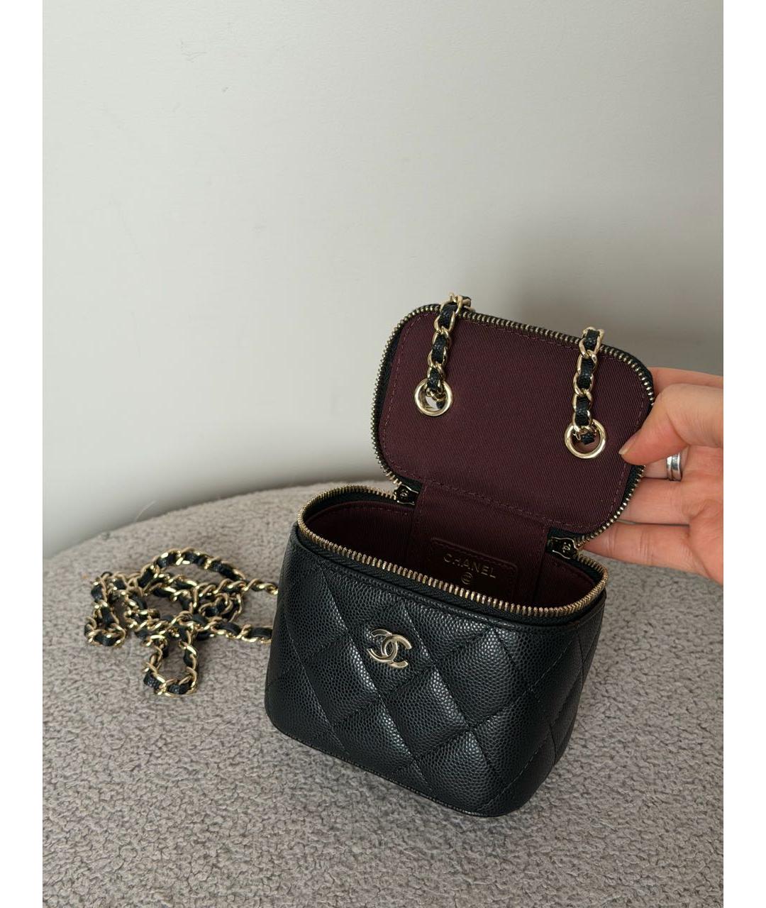 CHANEL Черная кожаная сумка через плечо, фото 7