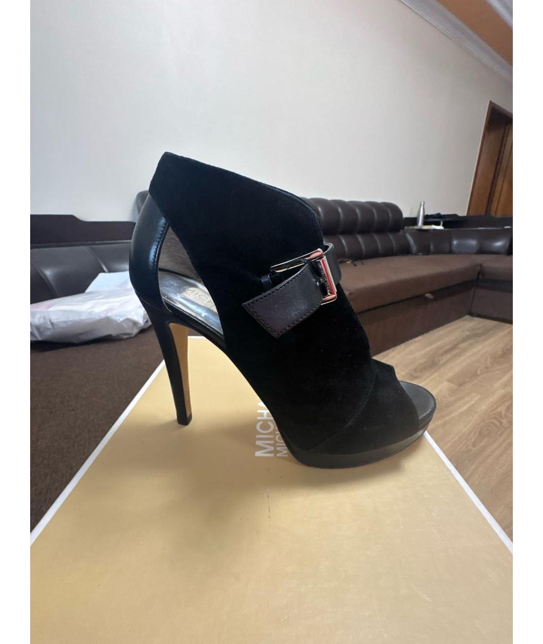 MICHAEL KORS Черные замшевые ботильоны, фото 7