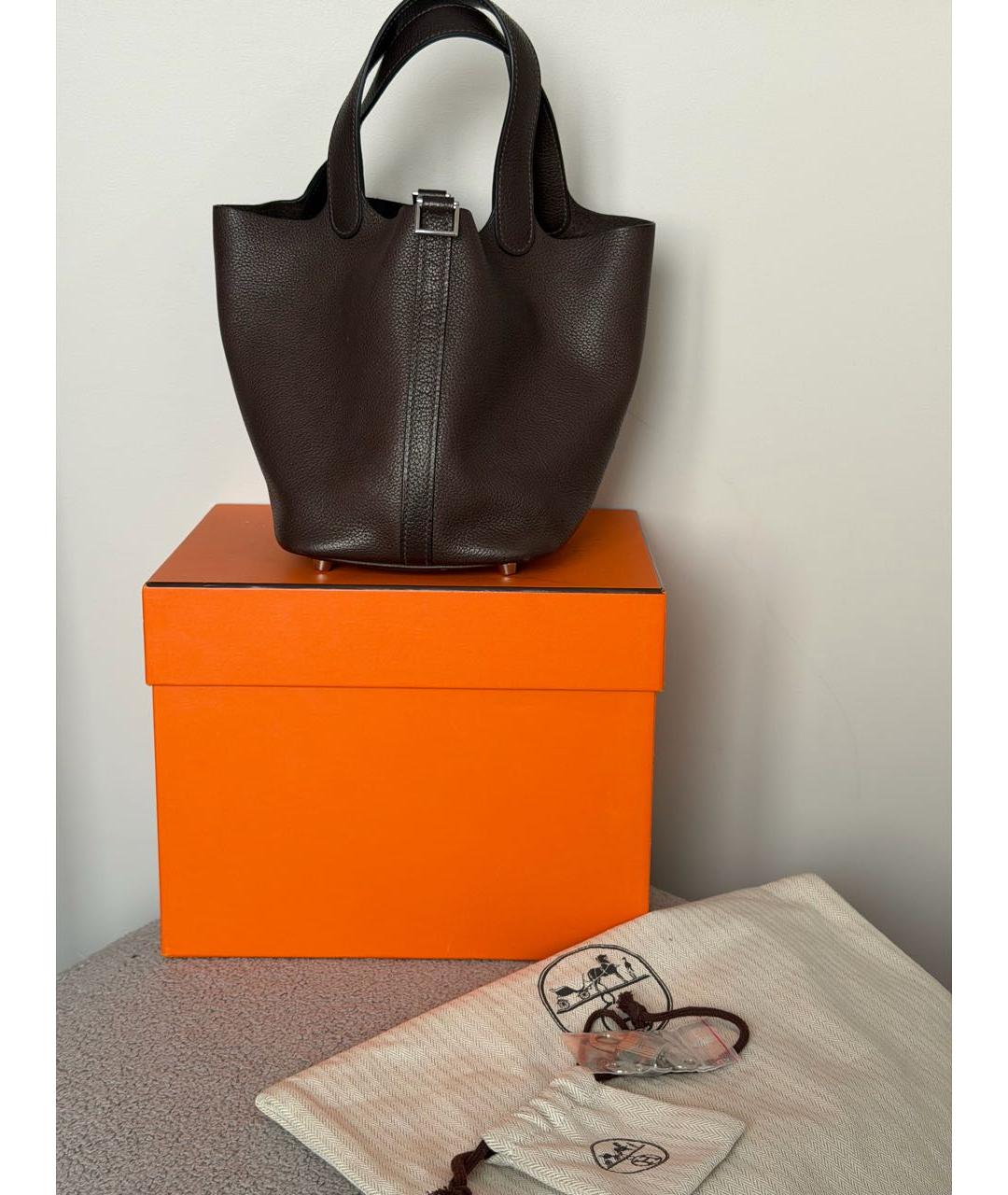 HERMES Коричневая кожаная сумка с короткими ручками, фото 2
