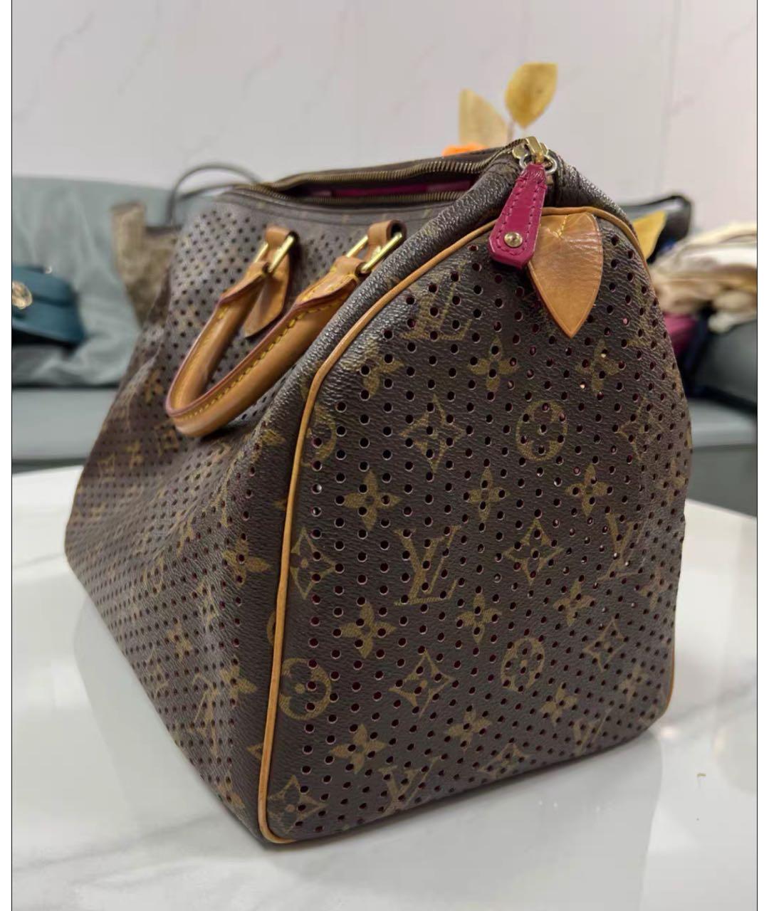 LOUIS VUITTON Кожаная сумка с короткими ручками, фото 4