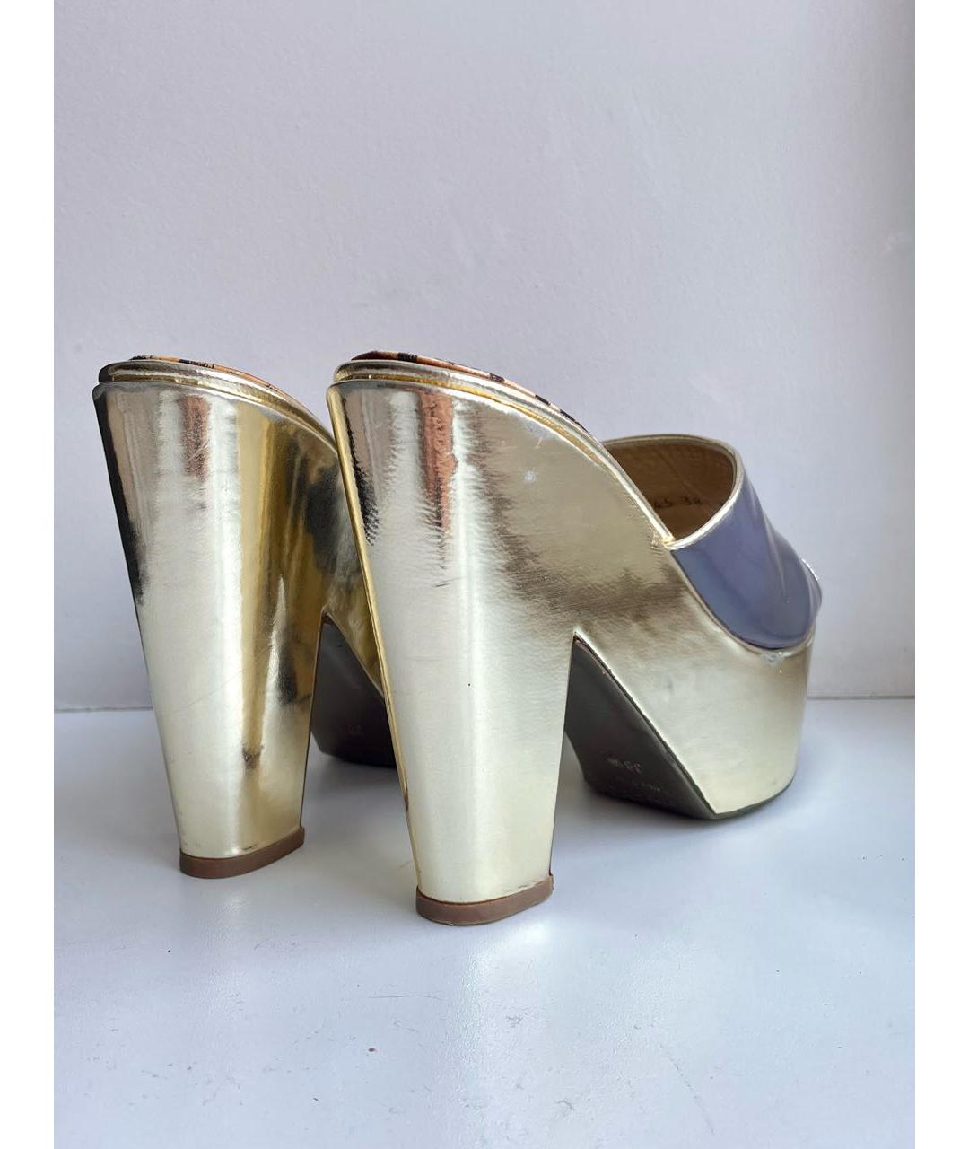 ROBERTO CAVALLI Синие сабо из лакированной кожи, фото 3