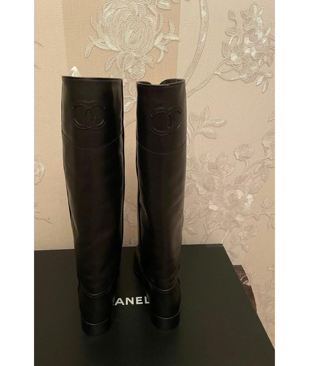 CHANEL Черные кожаные сапоги, фото 4