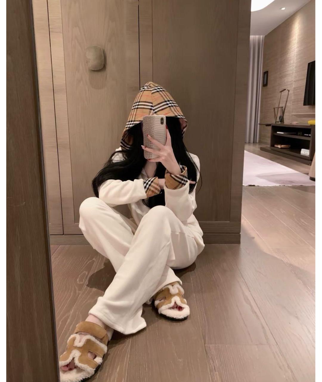 HERMES Бежевые замшевые сандалии, фото 6