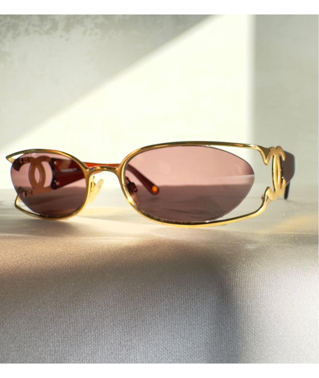 CHANEL Золотые металлические солнцезащитные очки, фото 3